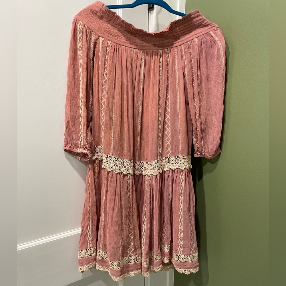 Anthropologie Orchard Lace Dress Embroidered // dusty pink Off The Shoulder